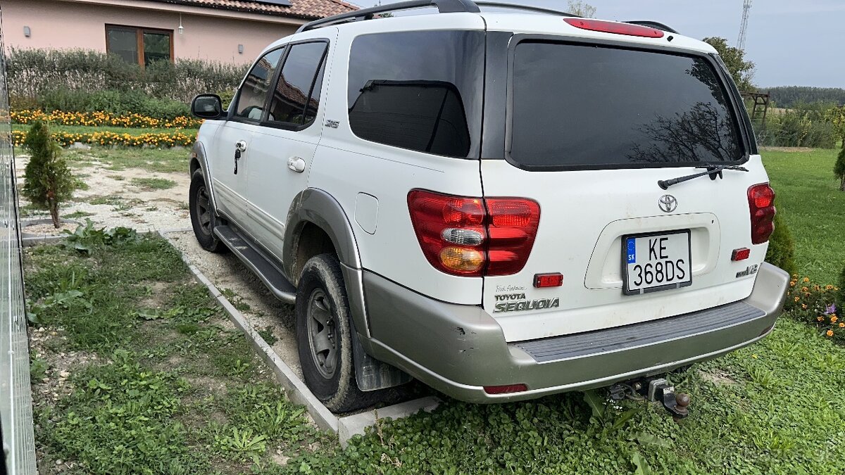 Toyota Sequoia 4.7i V8