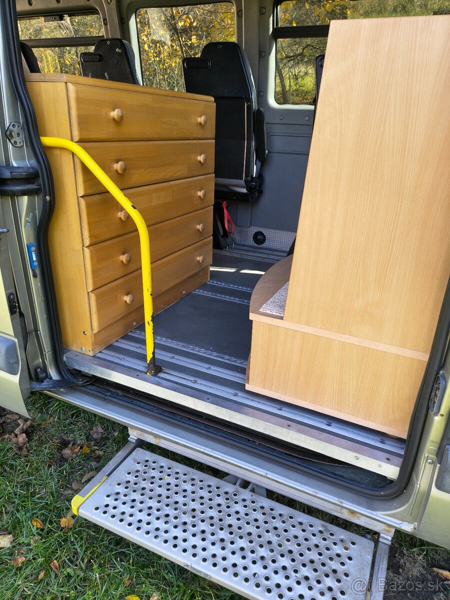 Multifunkčná, nenápadná dodávka, M1, osobné vozidlo 8+1 - 3