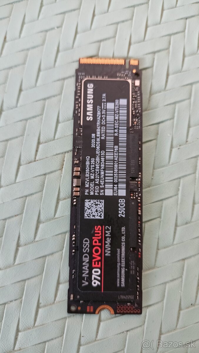 SAMSUNG SSD 970 EVO PLUS, M.2 - 250 GB - 3