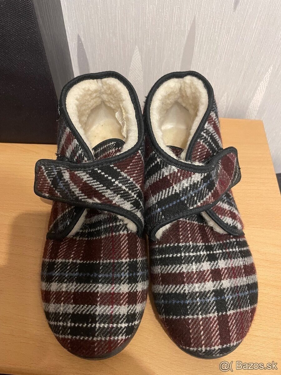 Dámske papuče kotníkové, veľ.42 - 3