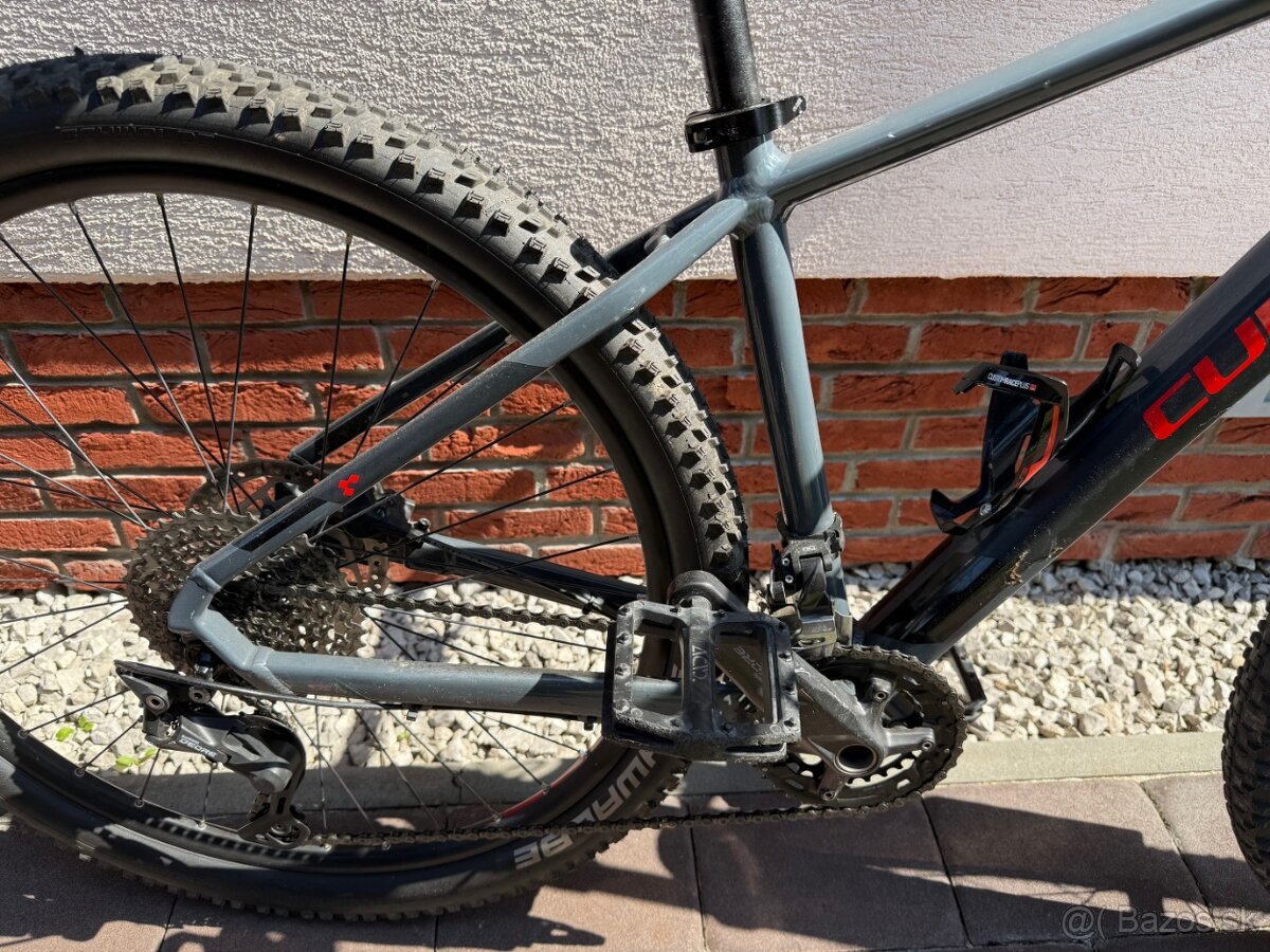 Pekný Horský Bicykel CUBE - 3