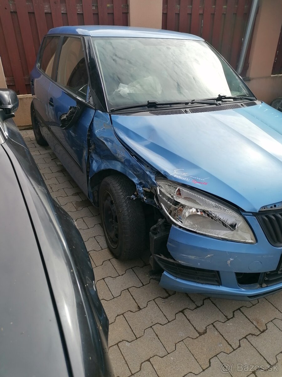 Rozpredam fabiu 2 na diely - 3