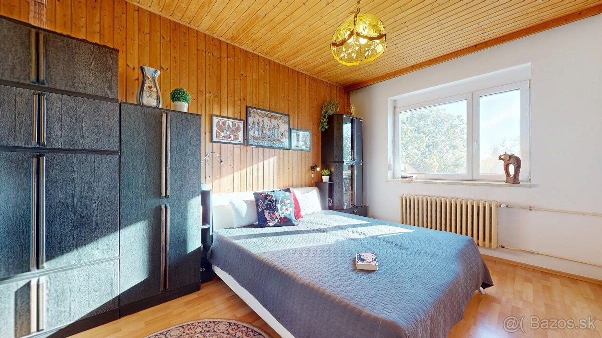 2-podlažný, 6-izbový RD s vyše 11á pozemkom - 3