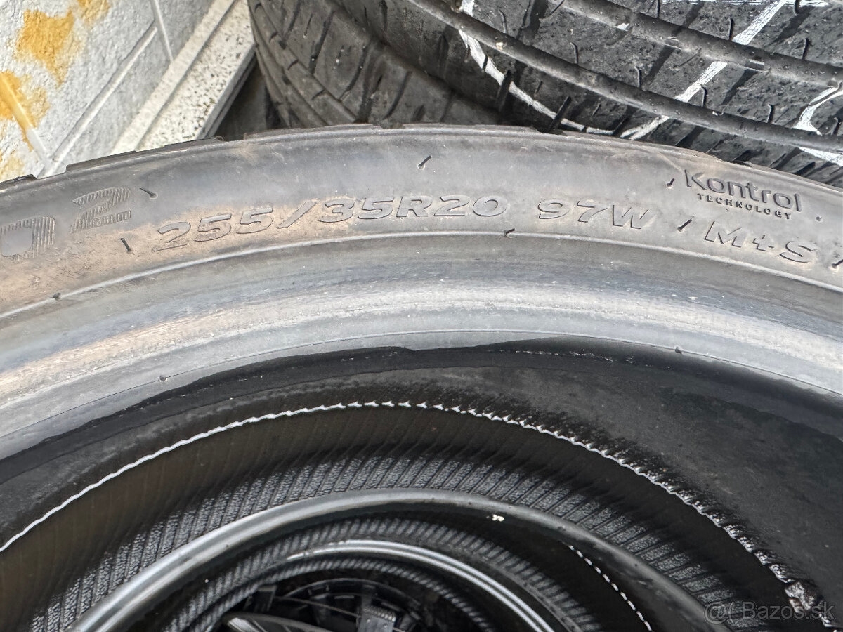 Zimné pneu Hankook 255/35 R20 - 3