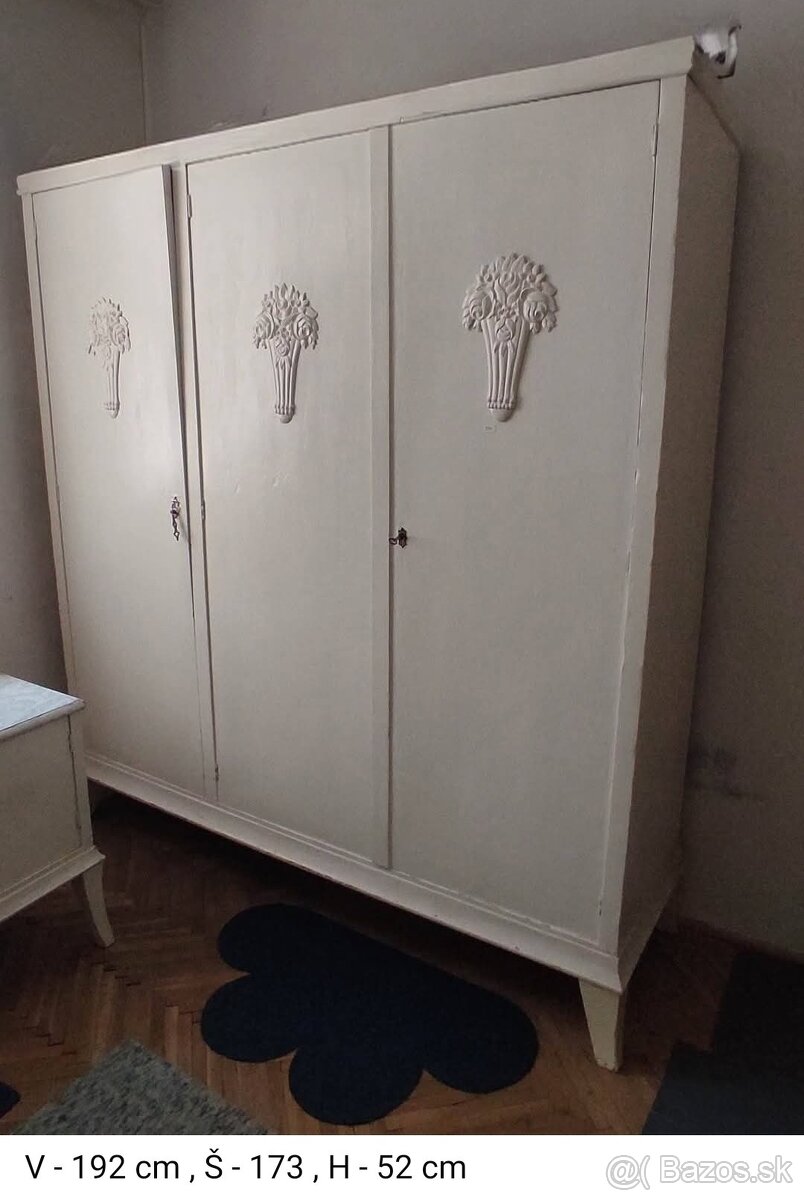 Starožitnostá spálňová zostava biela - 3