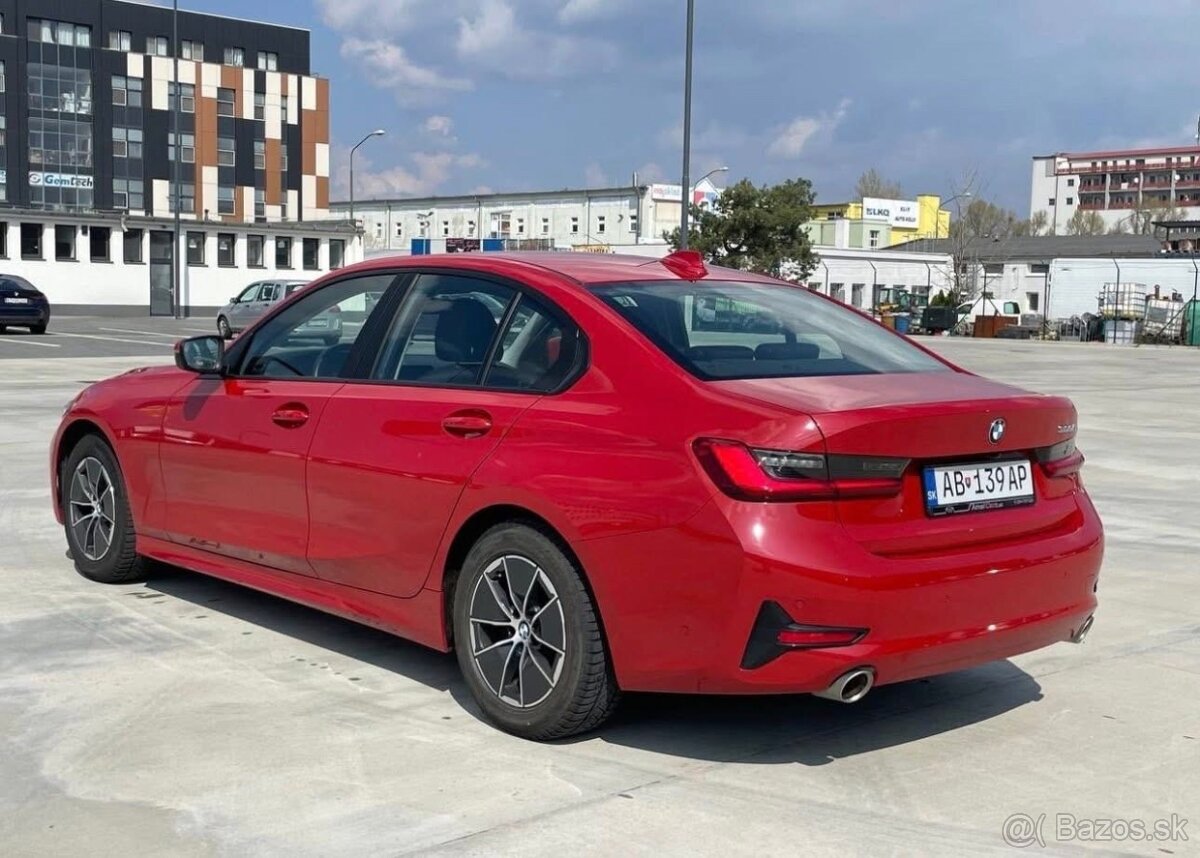 BMW Rad 3 320i A/T - 3