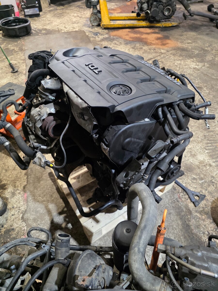 Motor 1.6tdi 77kw CLHA - 3