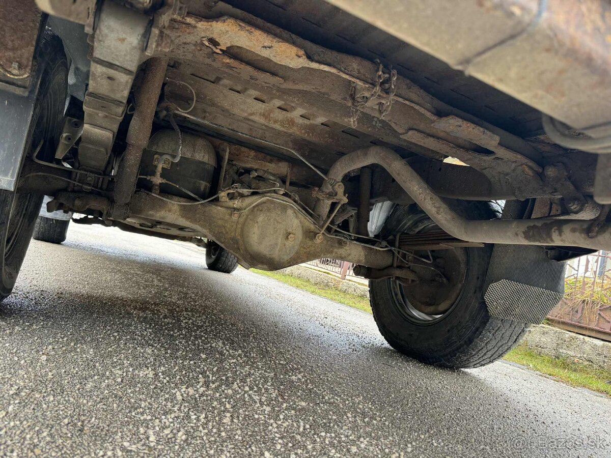 Predám Toyota Hilux 2.5, D-4D - 3