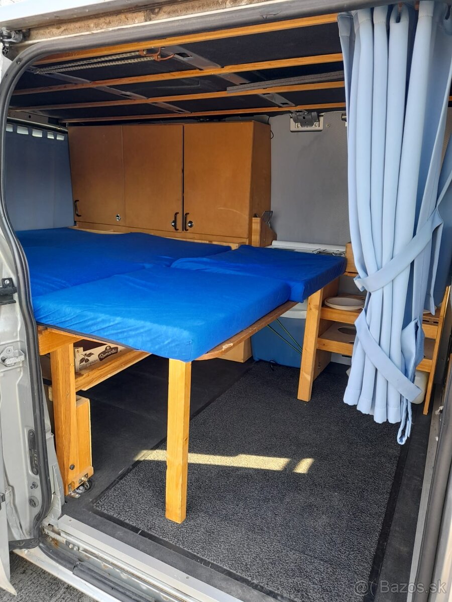 Obytné auto - dodávka Ford Transit - 3