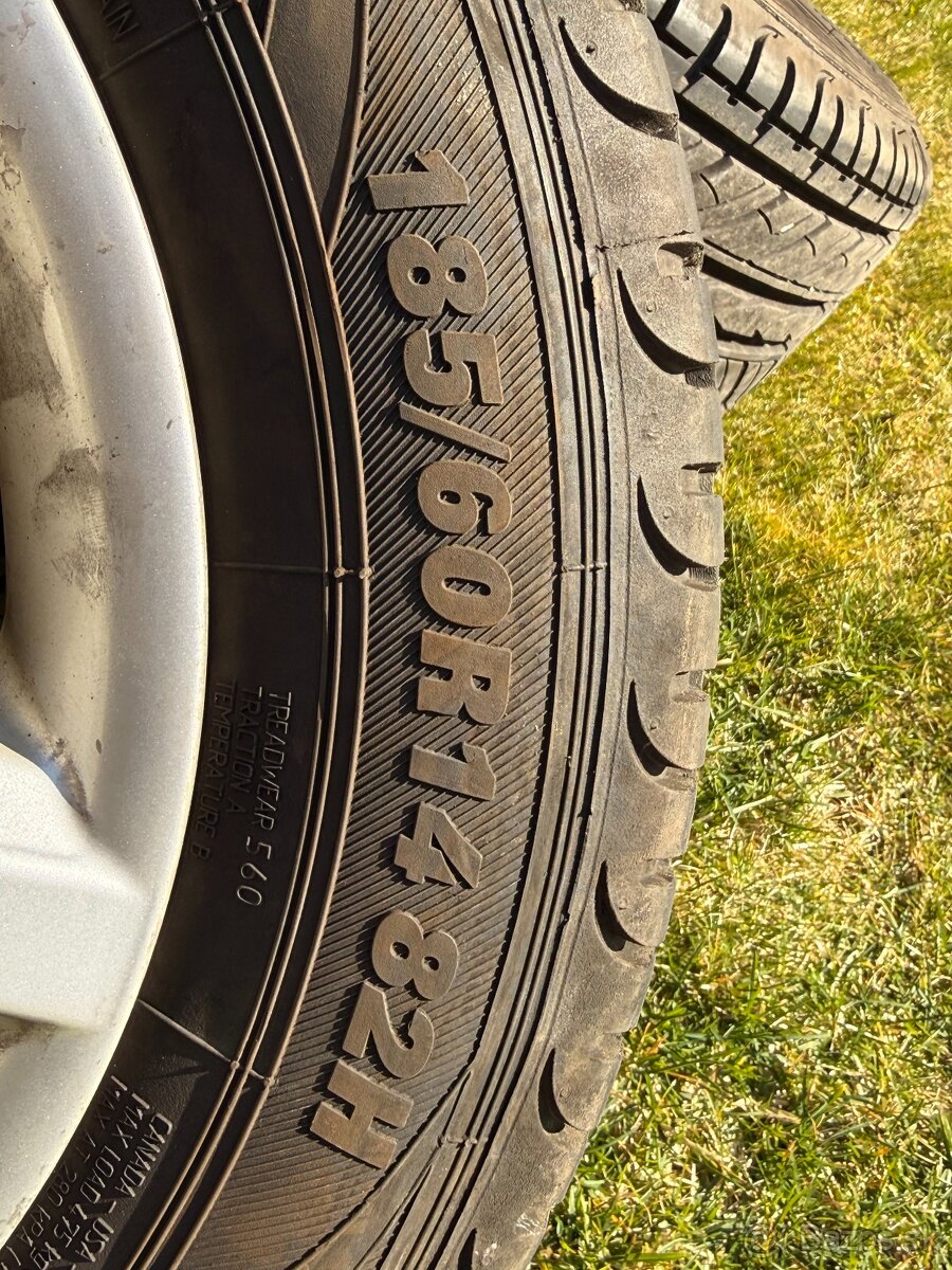 Dezent elektrony R14 s letnymi pneu - 3