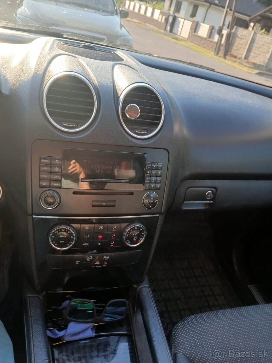 Predam mercedes Ml164 - 3