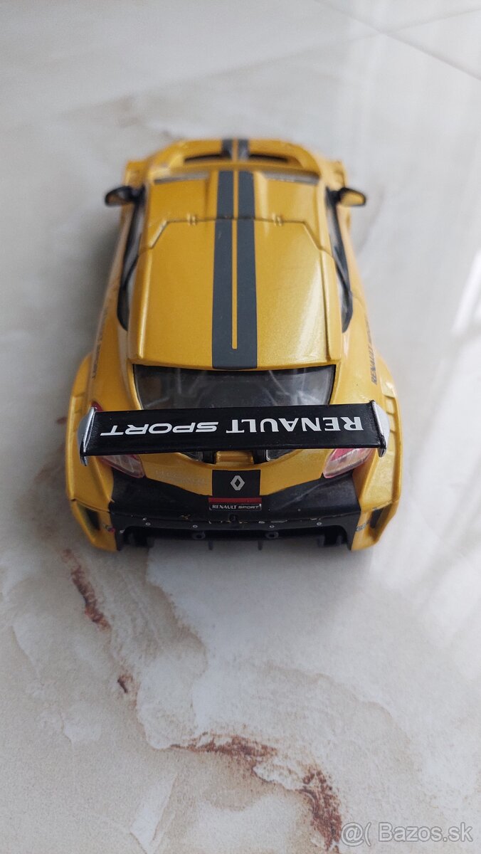 Renault Megane Troohy 1/24 - 3