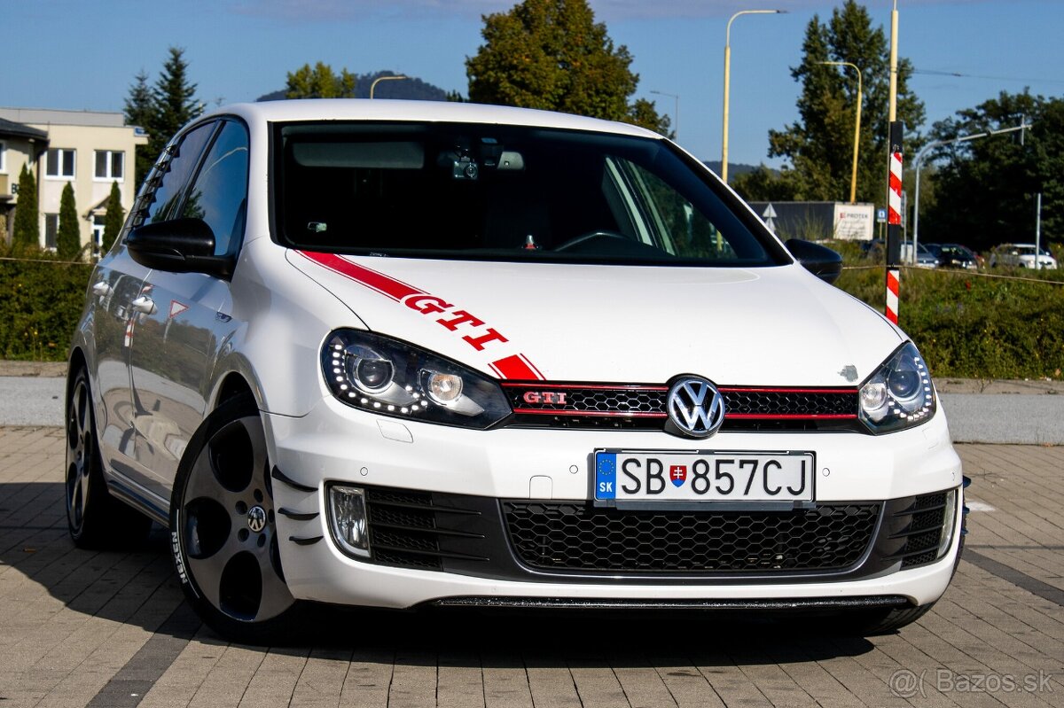 VW Golf GTI 2.0TSI - 3