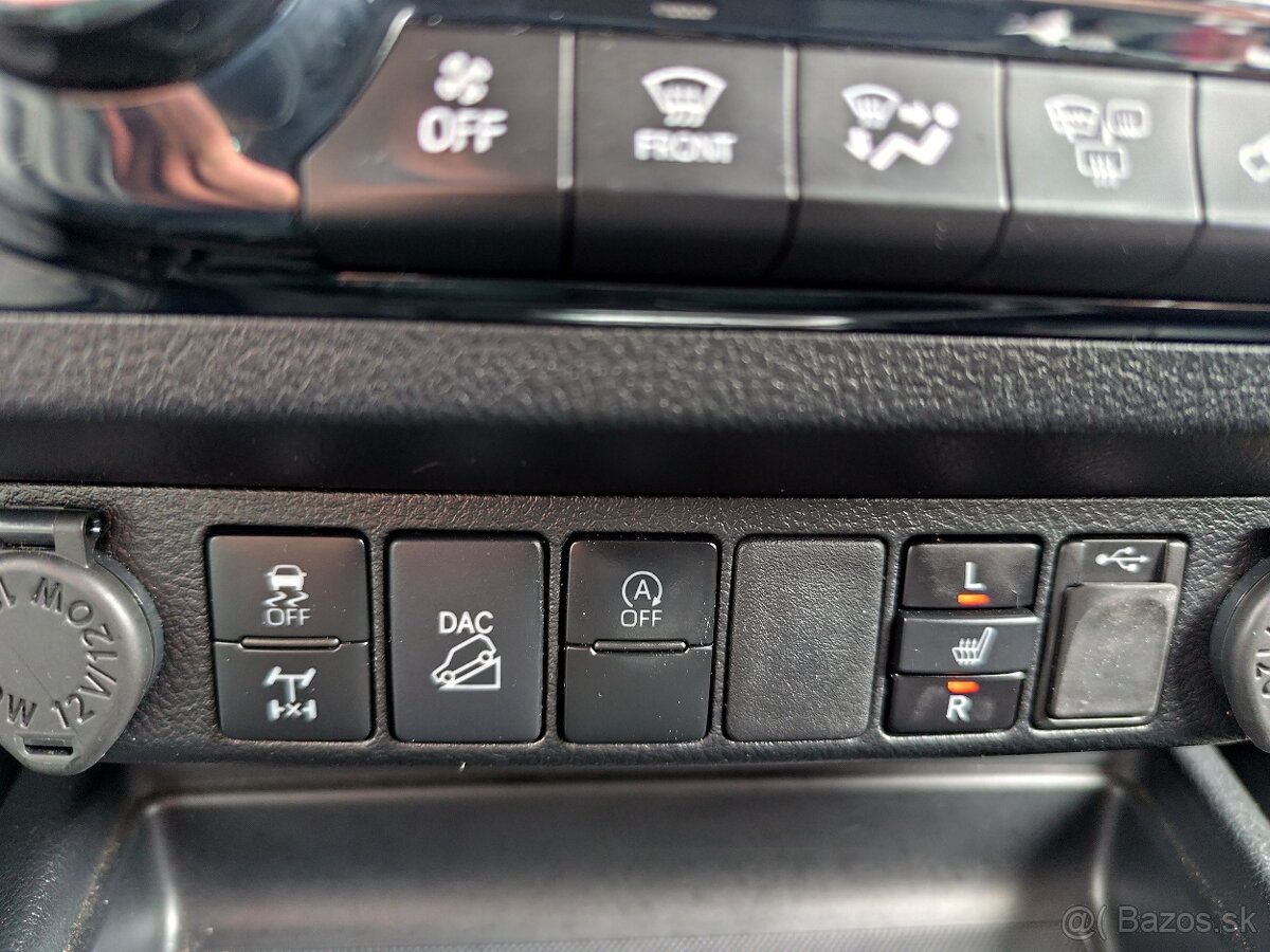 hilux 2.8 D 4x4 2021 66700km AT/6