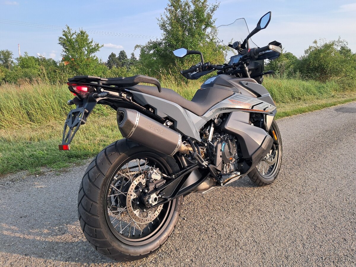 Ktm 890 Adventure snížené top stav