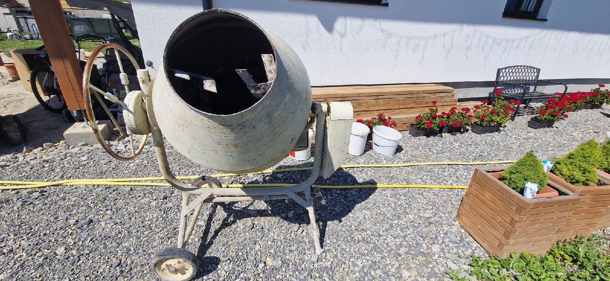 Miešačka na betón - 3