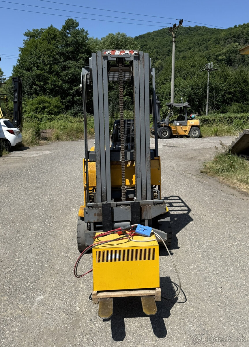 Detvan AV 16, elektro, triplex, bočný posuv - 3