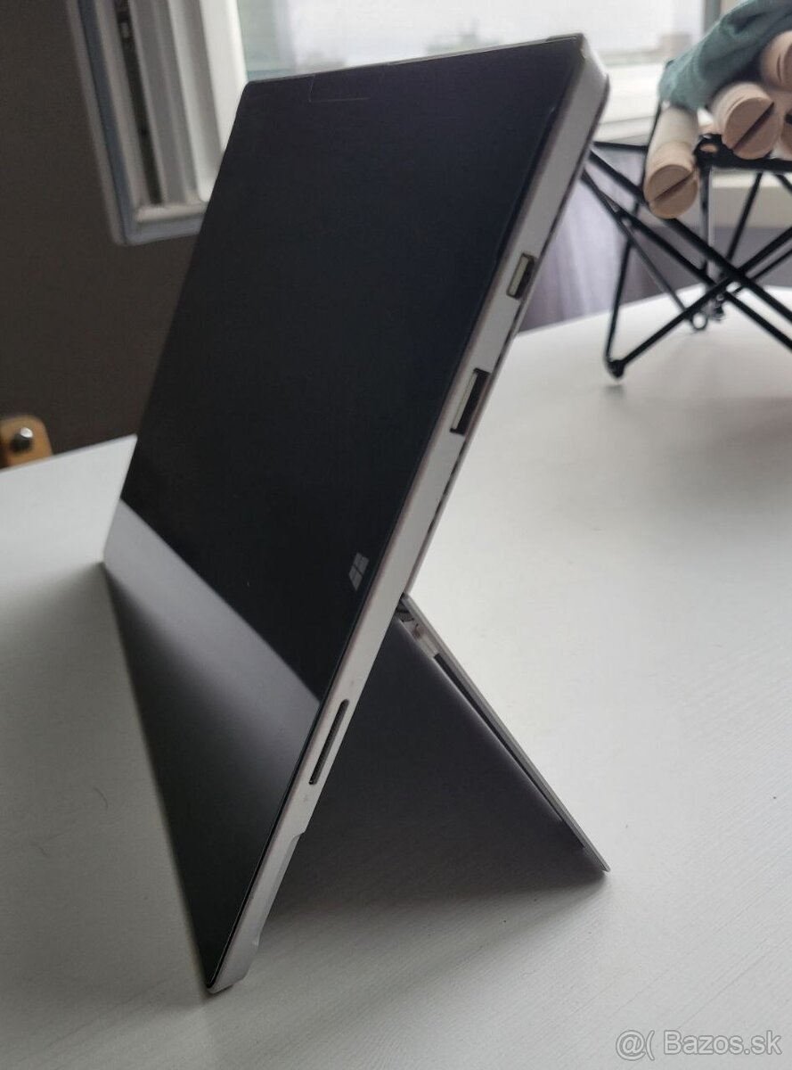 Microsoft Surface Pro 3 Intel® Core™ i7 8GB RAM 256 SSD m2 - 3