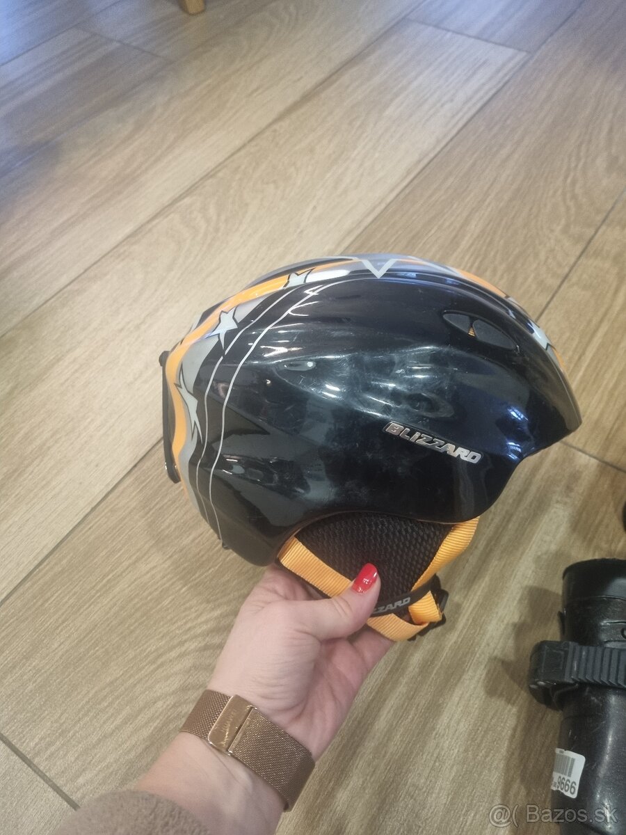 Lyžiarky a prilba - 3