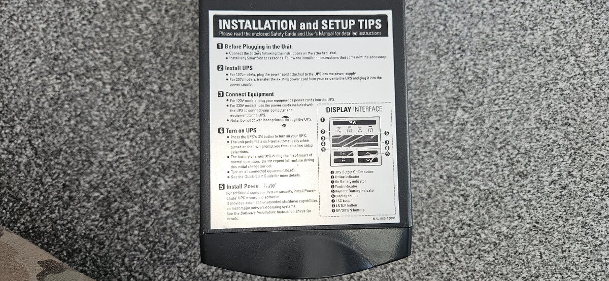 Predám APC Smart UPS 750VA - 3