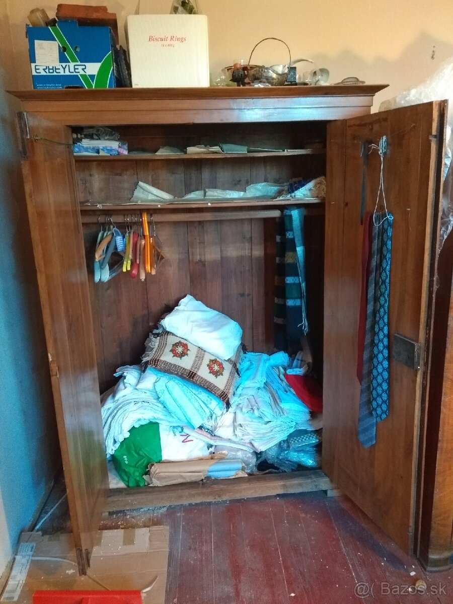 drevene skrine historicke - 3