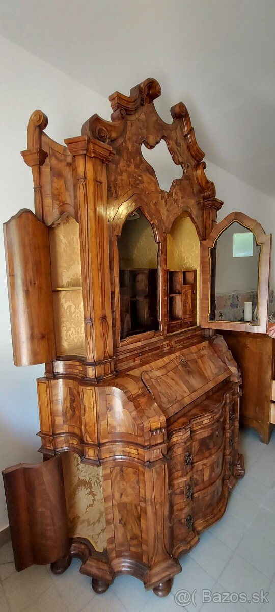 Sekretár , tabernákulum, starožitnákomoda , príborník, oltár - 3