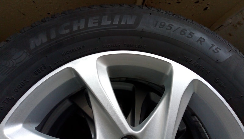 Predám pneumatiky - 3