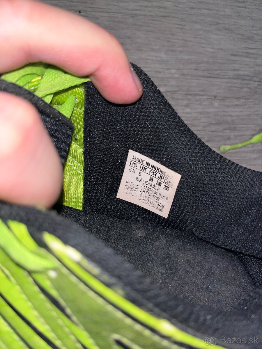 Set: kopačky, halovky, chrániče - 3