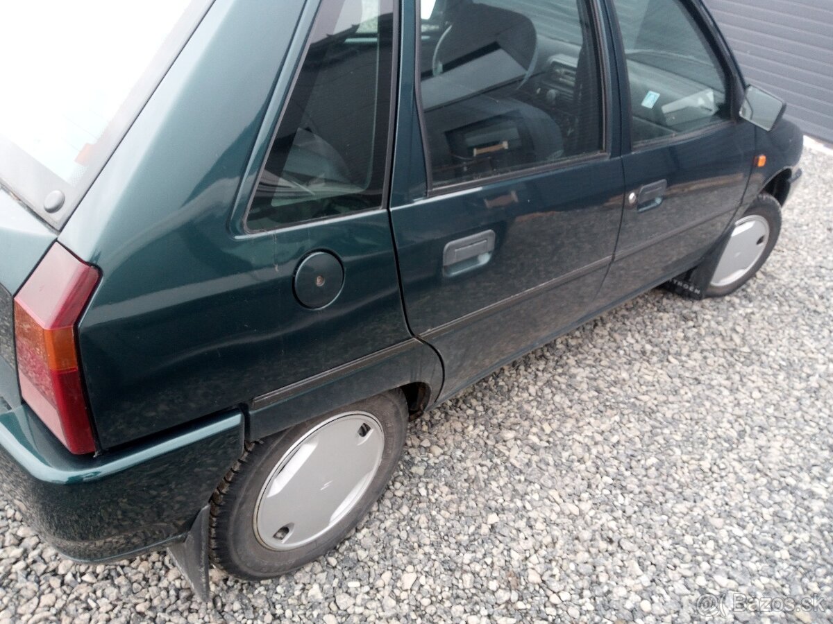 Predám Citroen ax 1.4d - 3