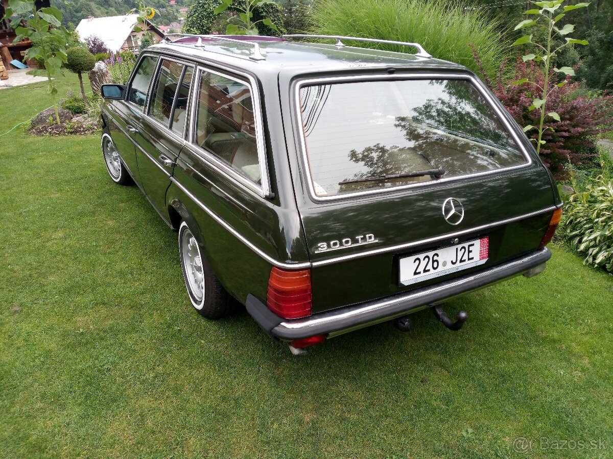 Mercedes w123 300TD combi - 3