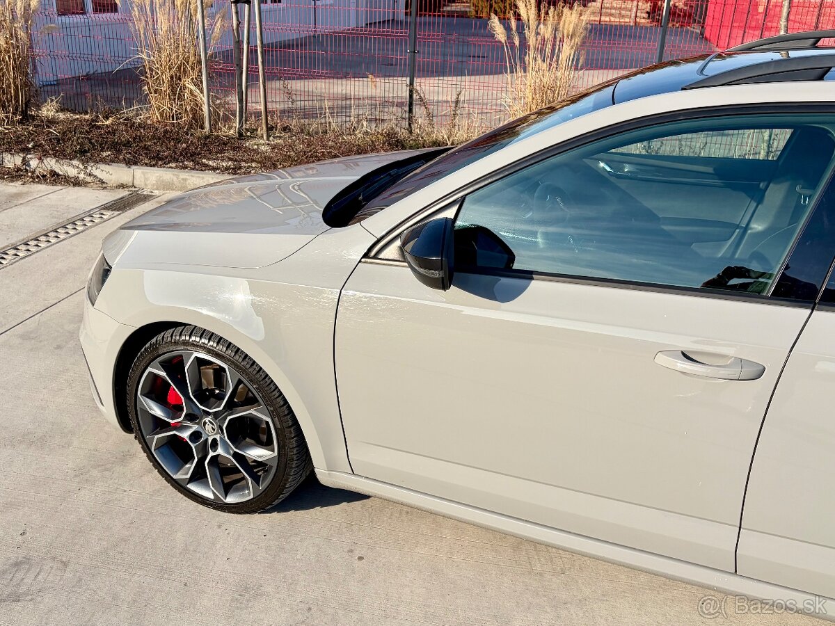 Škoda Octavia Combi RS 245 - 3
