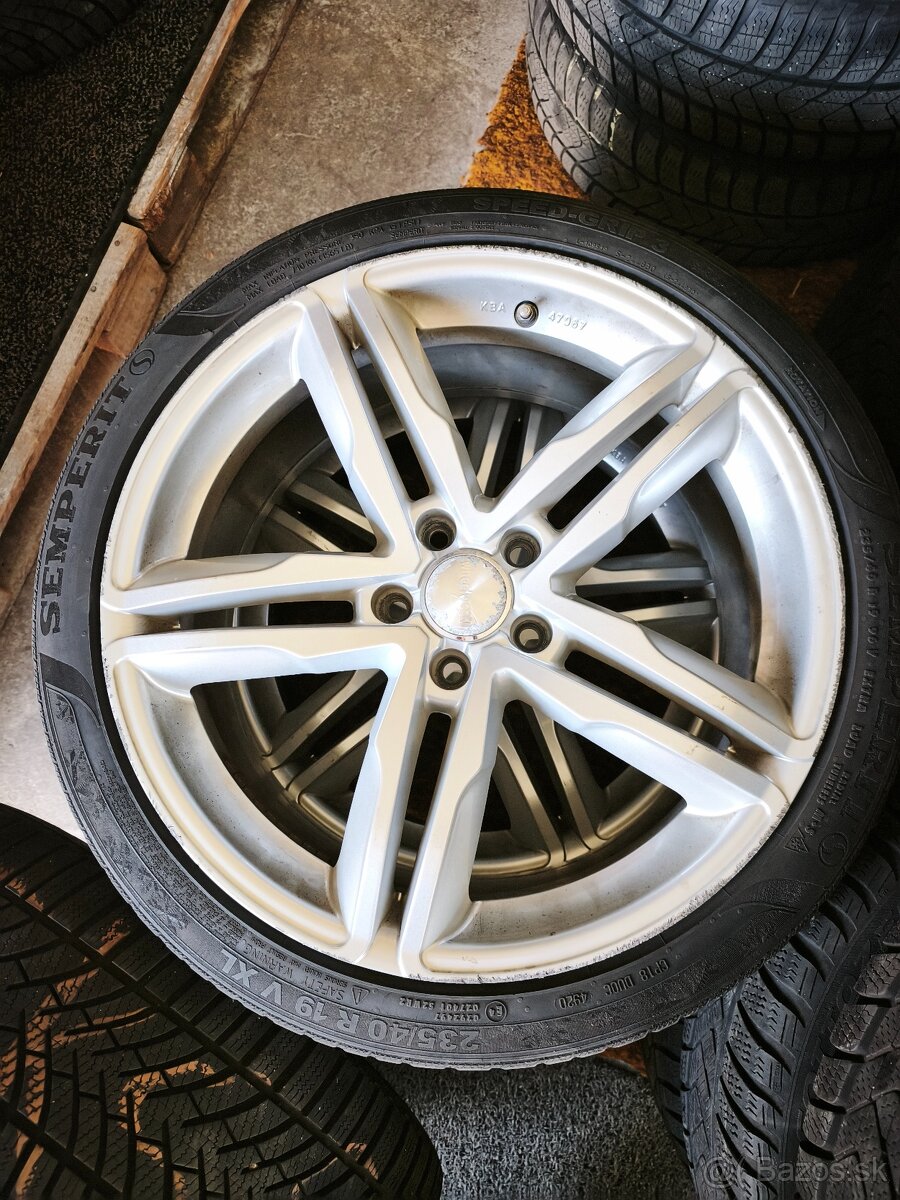 5x112,r19-8,5J,et45,235-40-Semperit-5020-7mm+ - 3