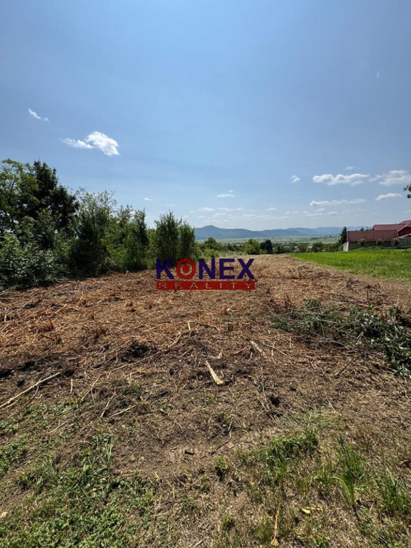 NA PREDAJ – pozemok v obci LUHYŇA - 3