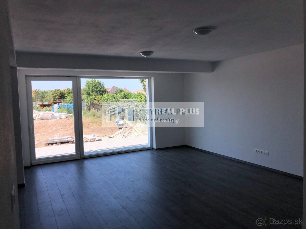 Na predaj 4- izbová novostavba len 10 km od NZ - 3