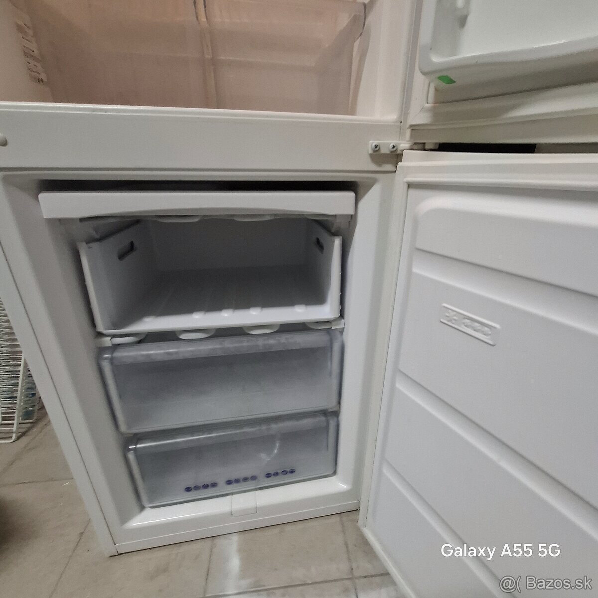 Chladnička s mrazničkou Whirlpool - 3