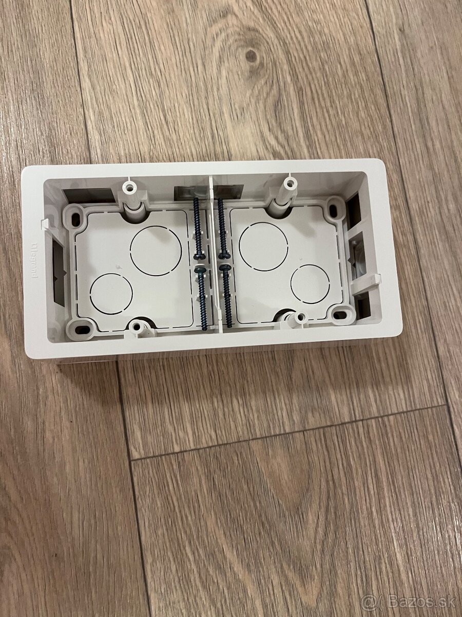 Predam novy elektro material Legrand Celiane - 3