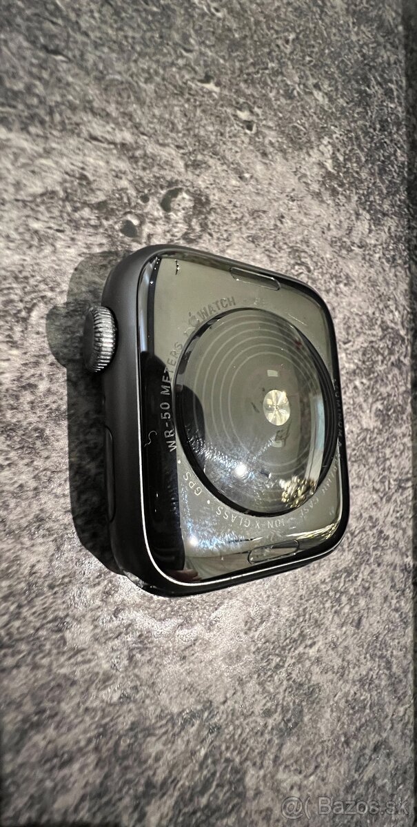 Predám Apple Watch SE Nike 44mm - 3