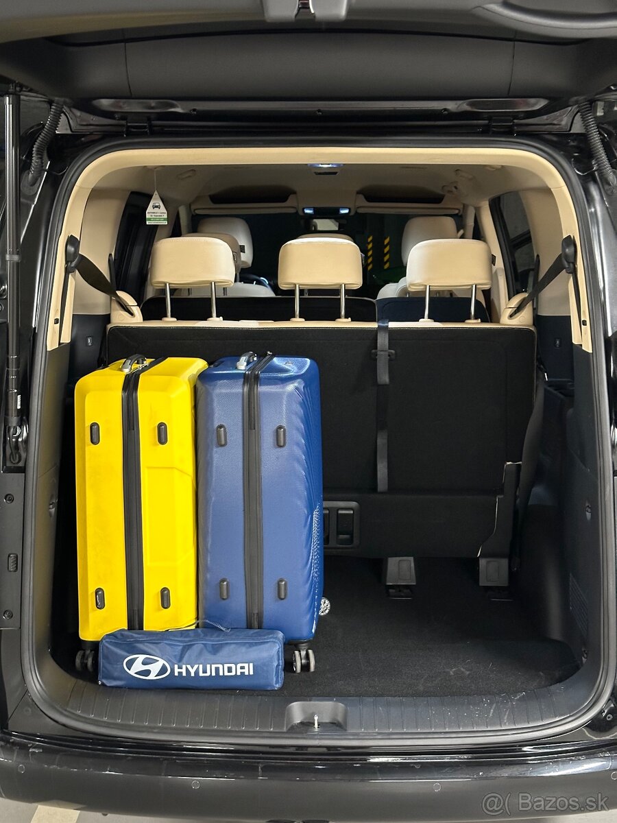 Prenajom 9 miestneho auta - 3