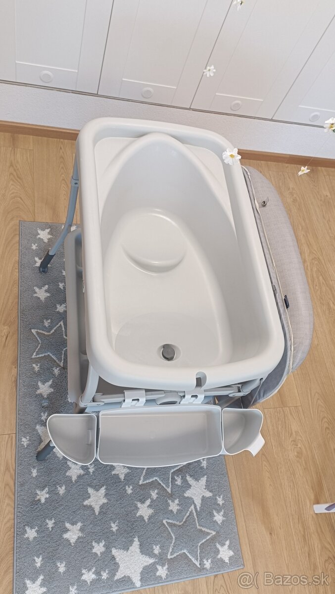 Prebaľovaci stolík s vaničkou Chicco - 3