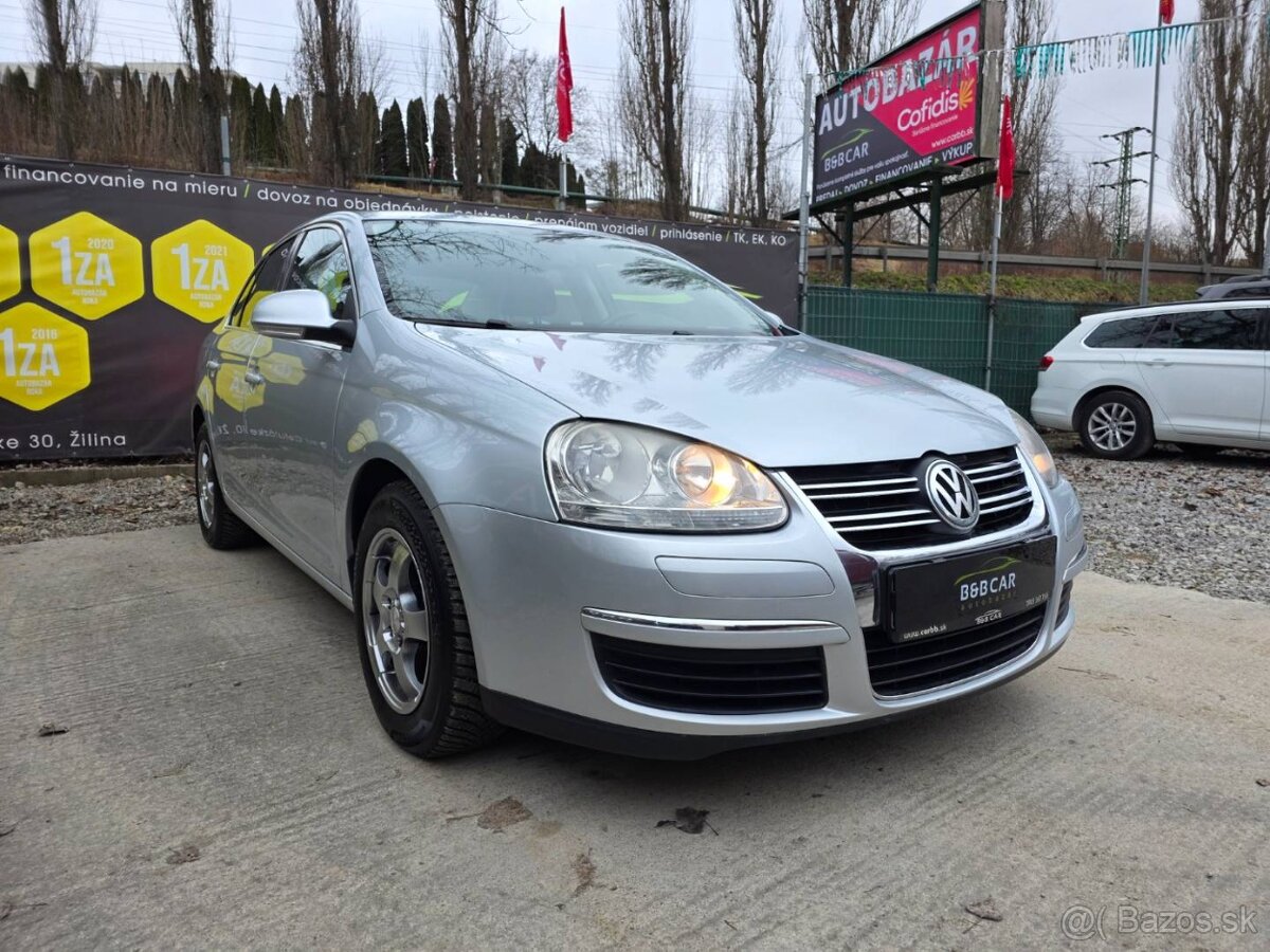 Volkswagen Jetta 1.9 TDI Comfortline DSG - 3