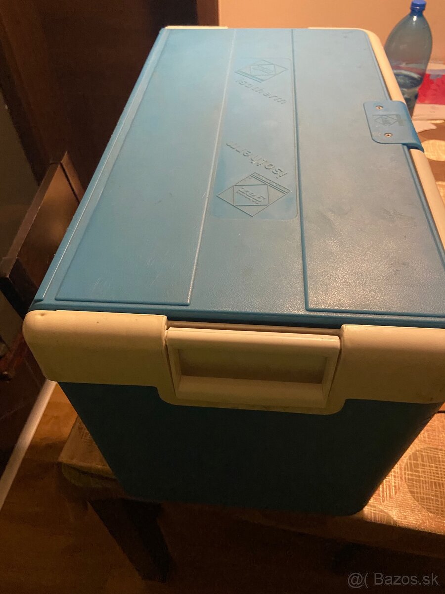 Prenosny chladiaci box 40l. - 3
