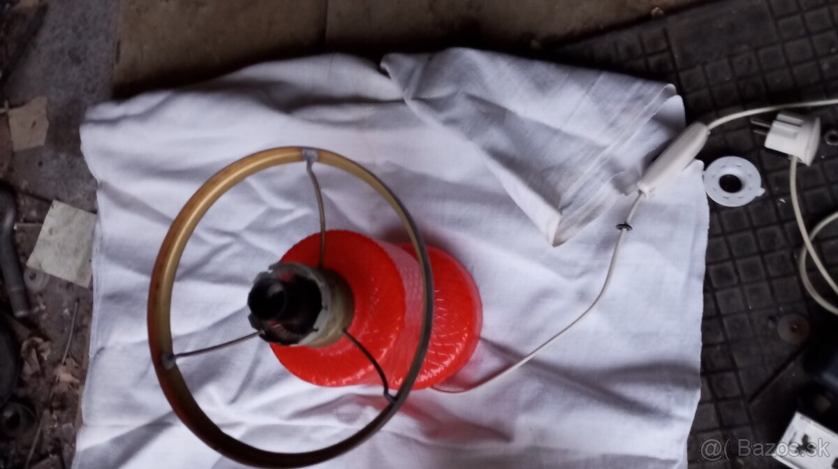 Stará nočná lampa. - 3