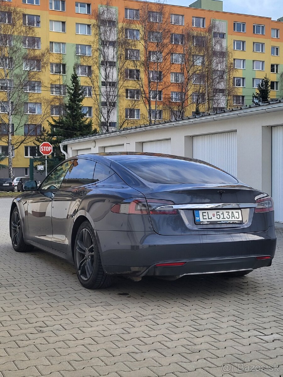 Tesla Model S 85 - 3