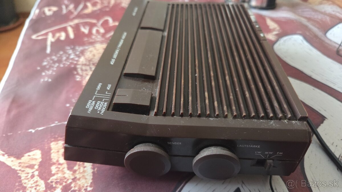 Retro rádiobudík SABA. - 3