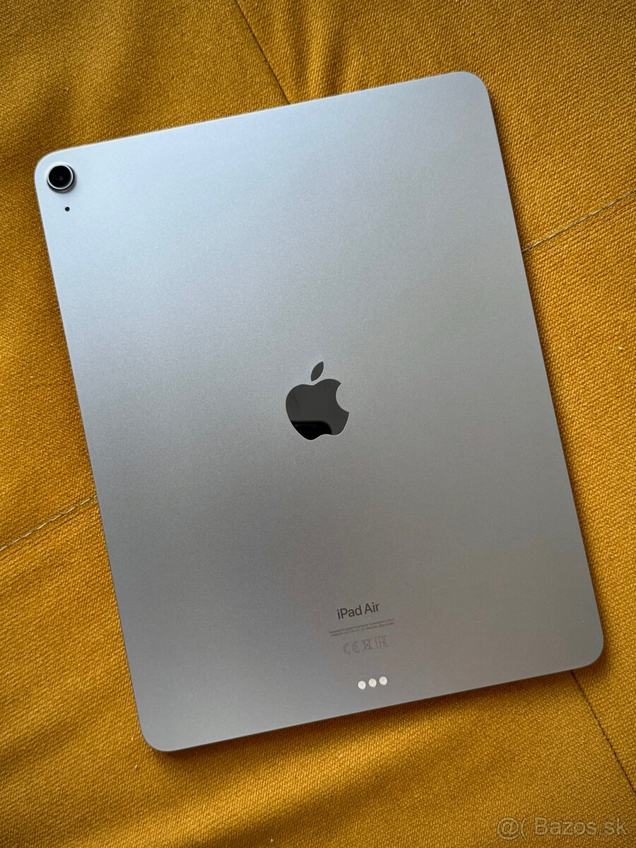 iPad Air M2 128Gb + Magic Keyboard - 3