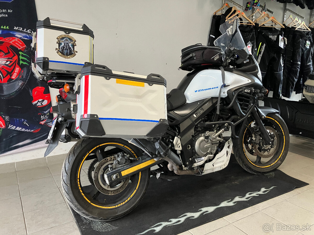 Suzuki DL650 V-Strom - 3