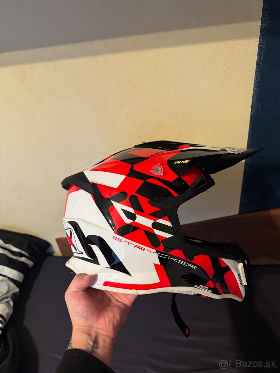 Airoh STRYCKER XXX - 3