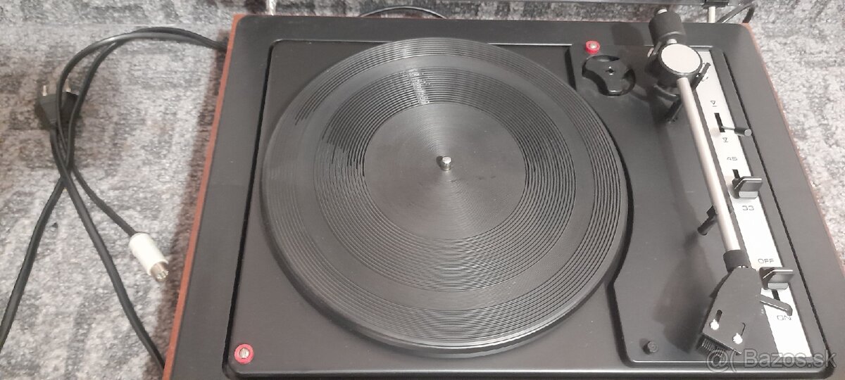 Gramofon Tesla NC 160 - 3