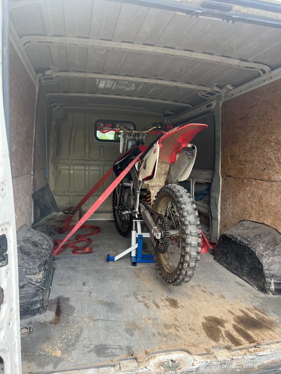 Honda cr 250