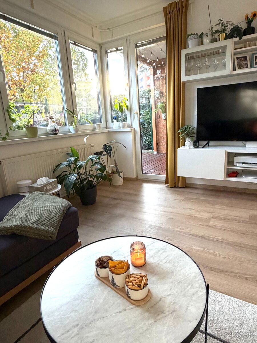 Predaj 2-izbového bytu s predzáhradkou a parkovaním v Rači - 3